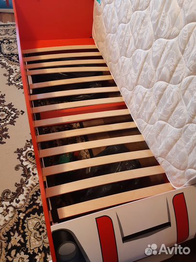 Кровать машина с матрацем