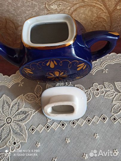 Чайники заварочные и чайно кофейный сервиз Рига