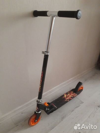 Самокат двухколесный