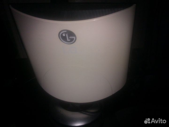 Монитор LG 17