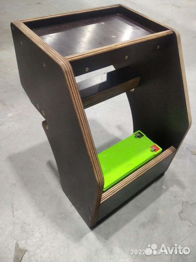 Столик для эхолота