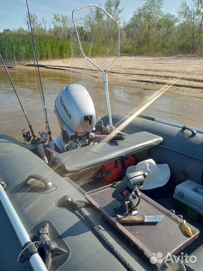 Лодка пвх Посейдон Антей 380 с мотором Honda 20 DK