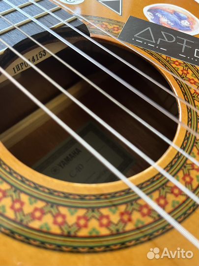 Классическая гитара yamaha c40