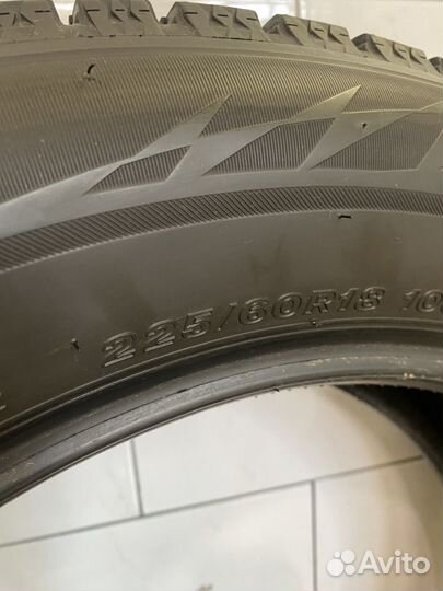 Bridgestone Blizzak Ice 225/60 R18