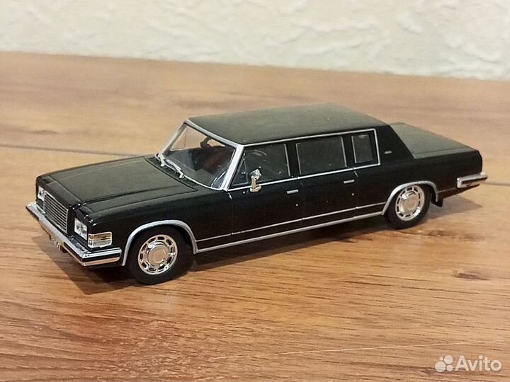 Модель ЗИЛ 4104 Лимузин СССР 1:43