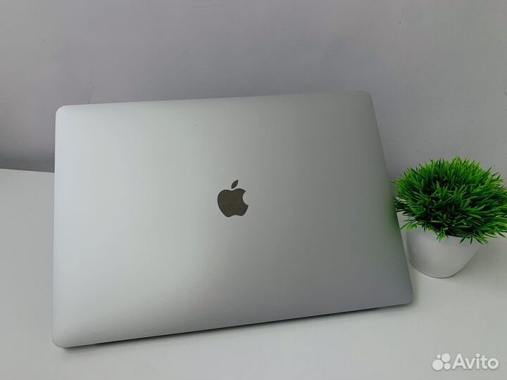 Apple MacBook Pro 15 2019