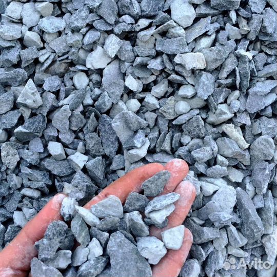 Щебень гравийный в наличии с доставкой