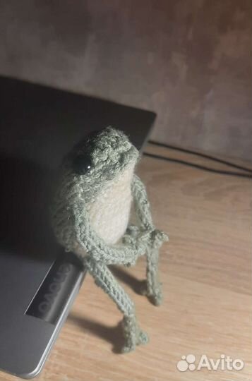 Вязаная лягушка