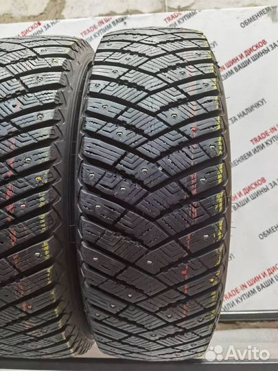 Goodyear Vector 4Seasons 205/50 R17 89V