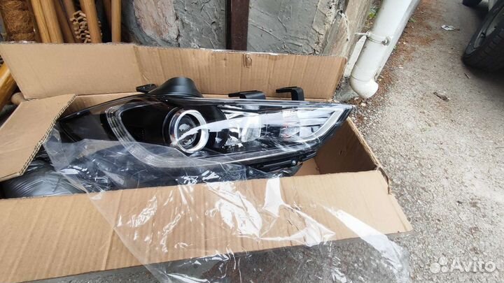 Фарa на hyundai elantra