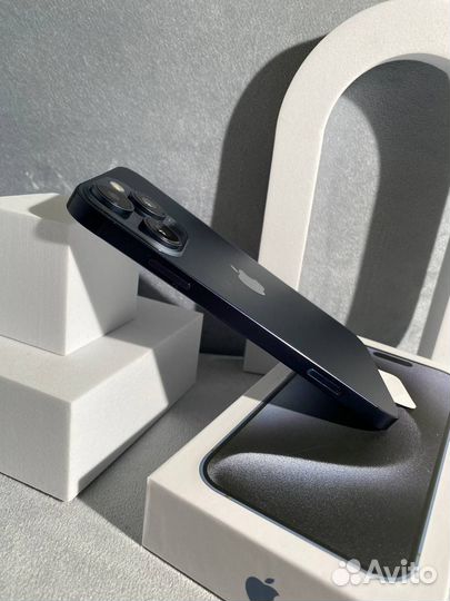 iPhone xr в корпусе 15 pro 128 gb