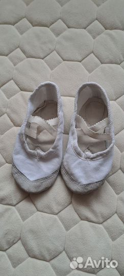 Купальник гимнастический чешки спинка и скакалка