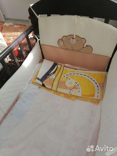 Детская кроватка