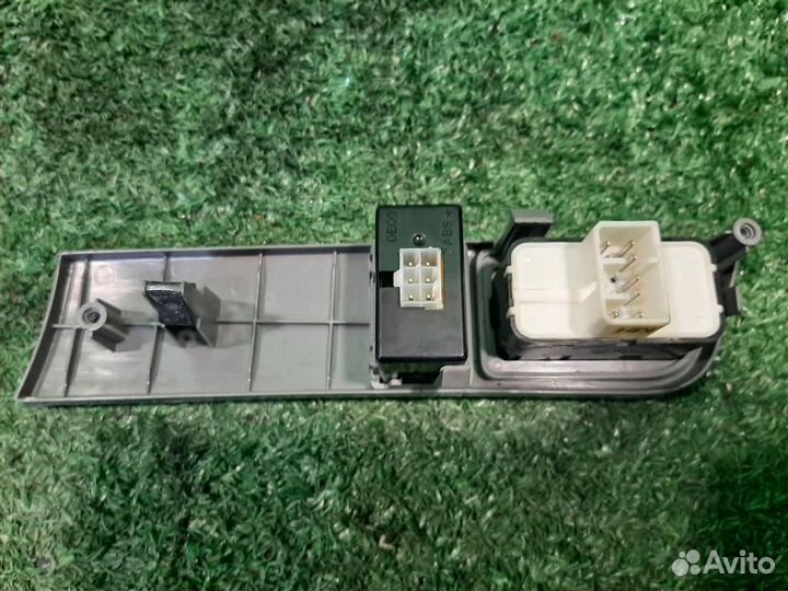 Блок кнопок Chevrolet aveo T255 2009