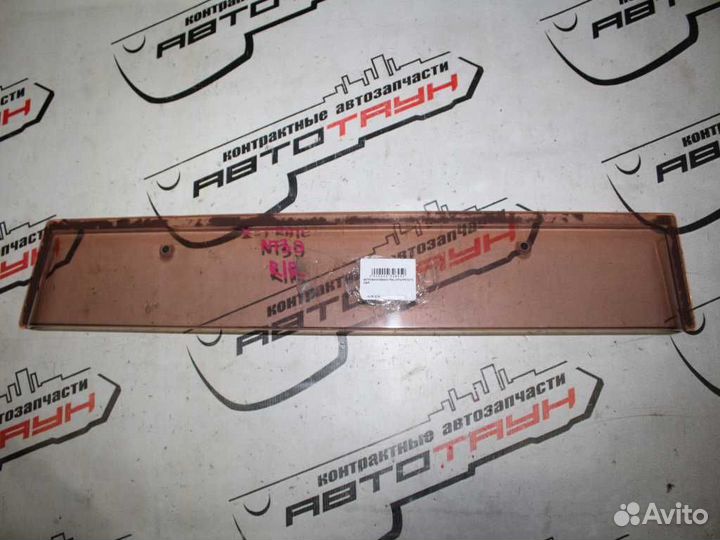 Ветровик nissan X-trail NT30 PNT30 T30 B R