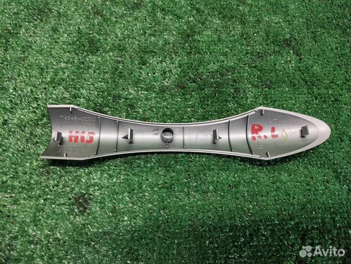 Накладка двери Toyota Auris E150 2009