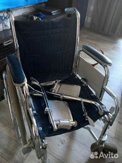 Инвалидная коляска новая