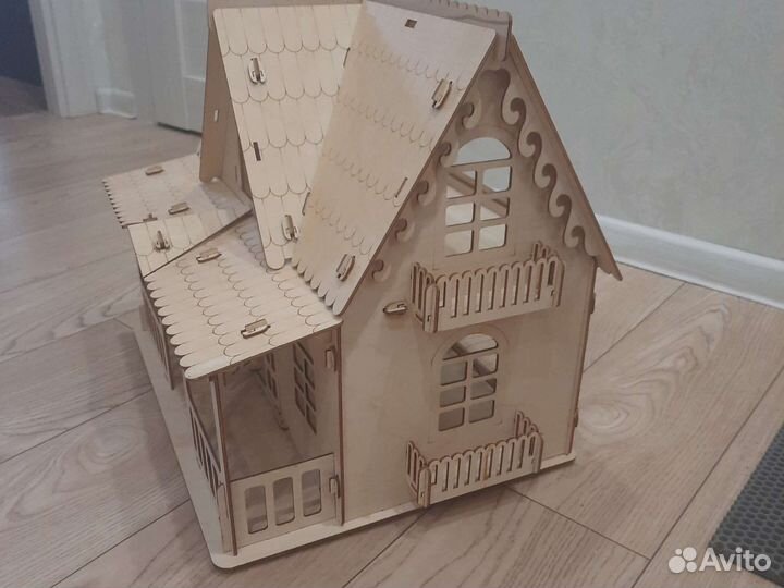 Детский игровой домик из дерева