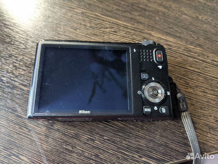 Nikon coolpix s9100