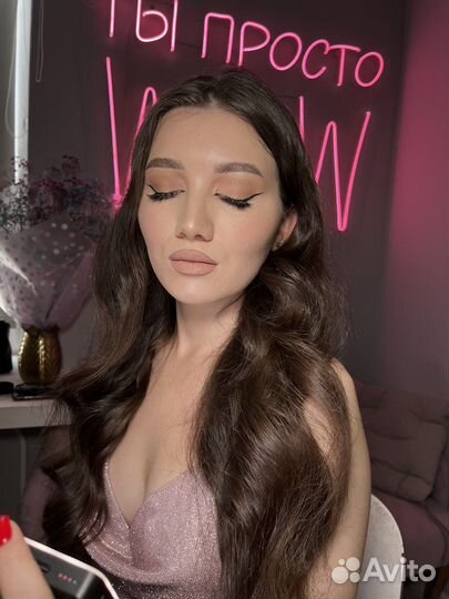 Модель на макияж