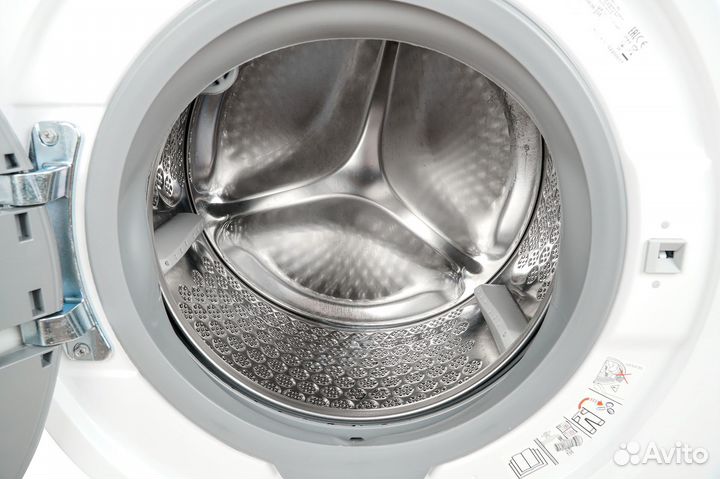 Стиральная машина AEG L 7FEC48 SR в наличии