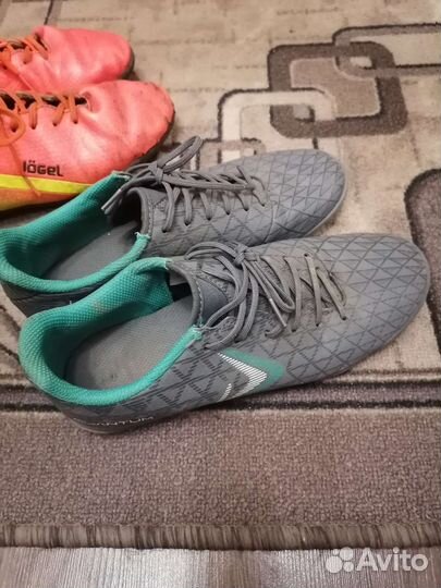 Футбольные бутсы