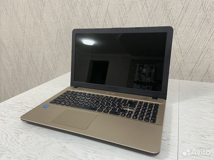 Asus D541SA