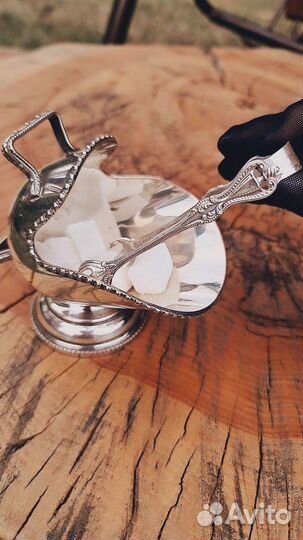 Серебряные щипцы для сахара