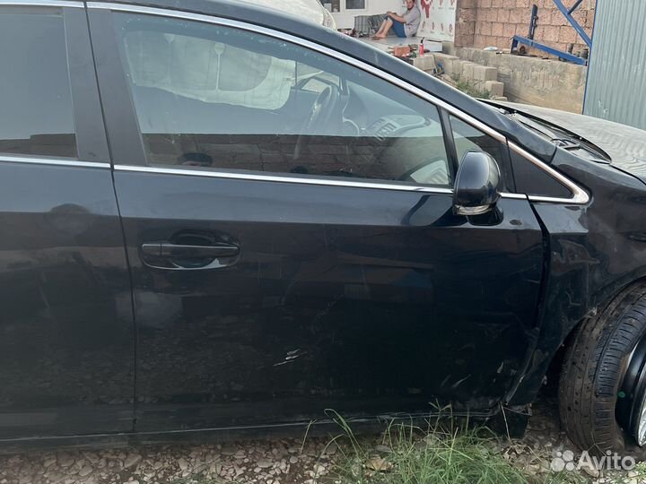 Toyota Avensis 3 Дверь передняя правая