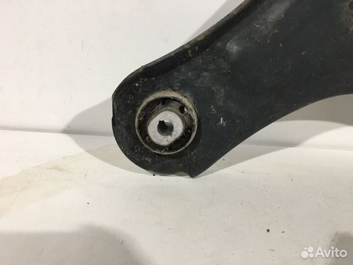 Рычаг передний правый Renault Megan 3 2009-2016