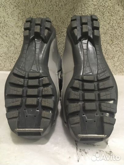 Лыжные ботинки 32-33 разм