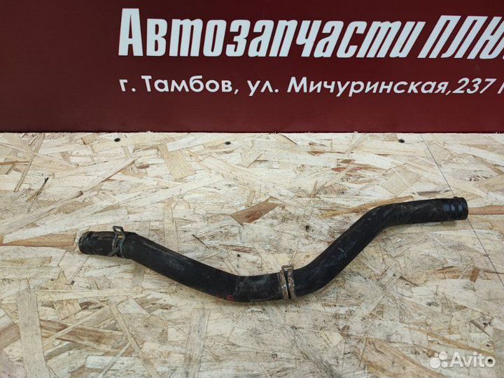 Патрубок системы охлаждения Renault Duster