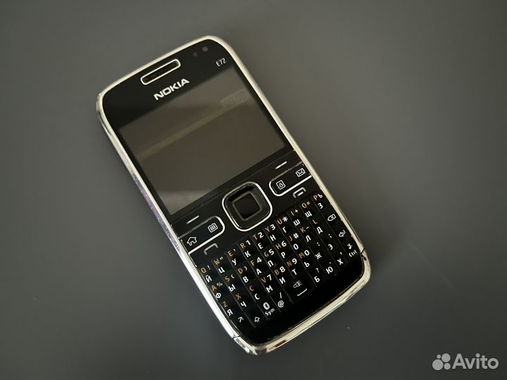 Nokia E72