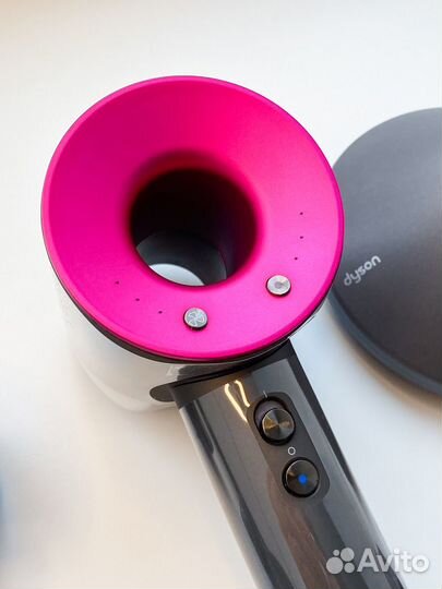 Фен Dyson Supersonic 