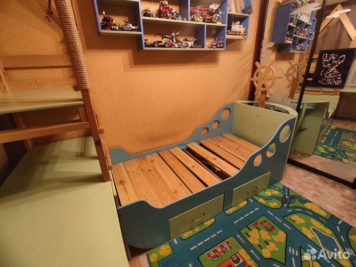 Детская кровать корабль