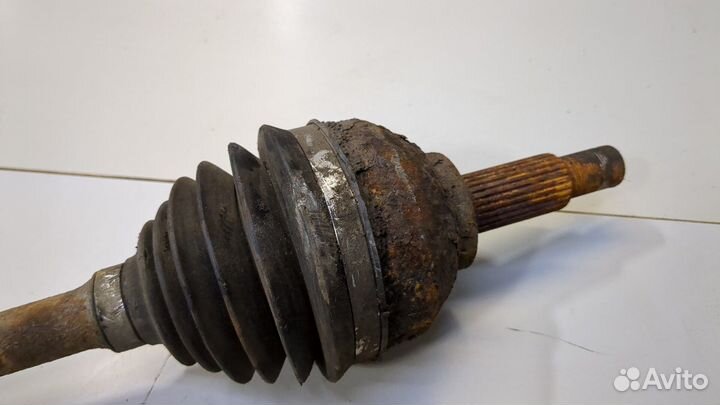 Полуось правая передняя Opel Vivaro