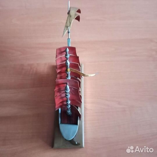 Ковровое покрытие с длинным вытянутым ворсом