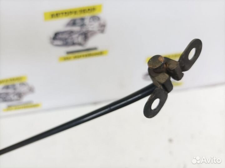 Упор капота Hyundai IX35