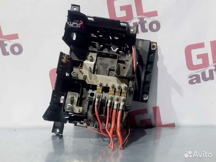 Блок предохранителей силовой VW Touareg