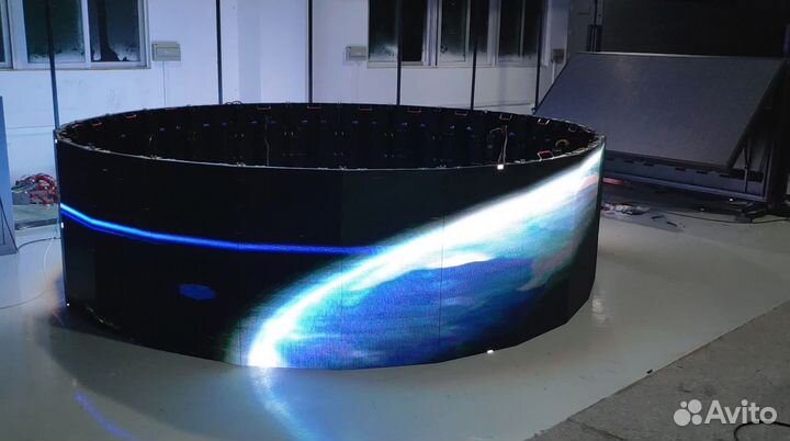 Рекламный экран с бесплатной доставкой