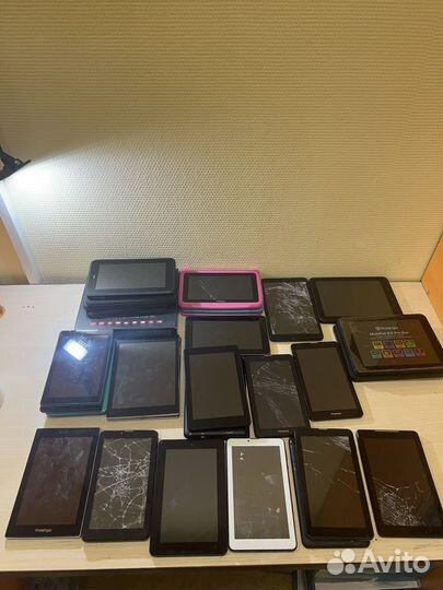 Арт.505 Планшет Prestigio 31шт на запчасти