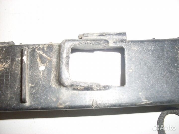 Кронштейн заднего бампера правый (Hyundai ix35)