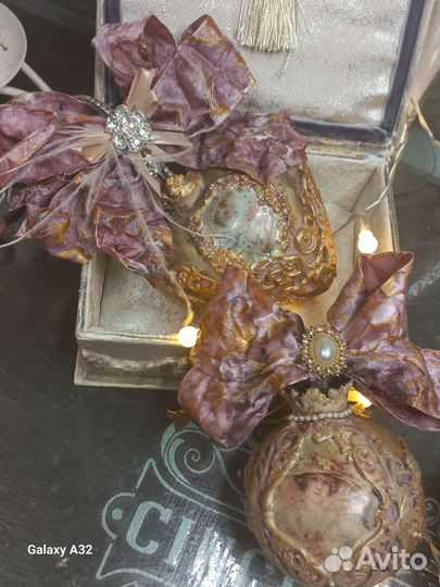 Новогодние шары на елку