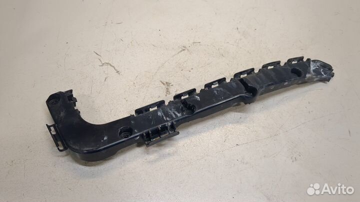 Кронштейн бампера Jeep Grand Cherokee, 2011