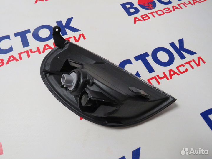 Габарит Лево toyota nadia SXN10