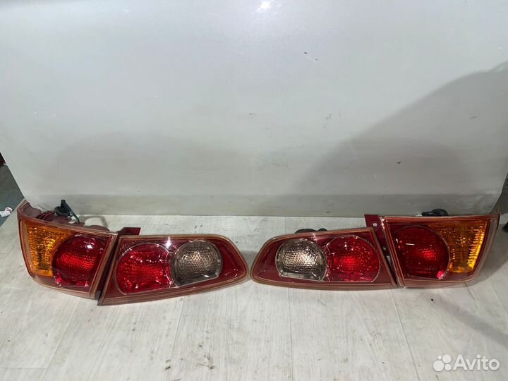 Mitsubishi lancer 10 задний фонарь