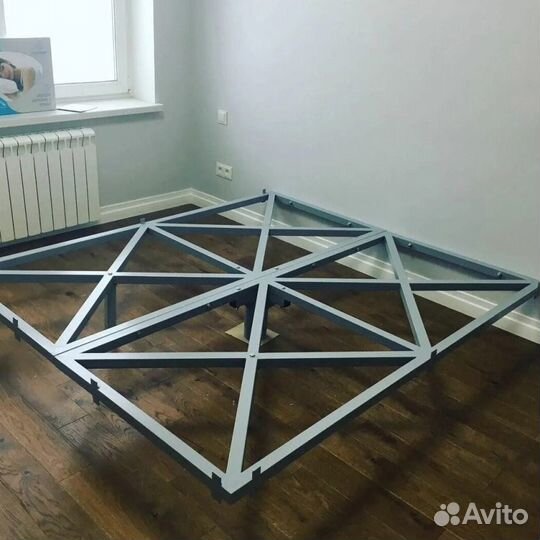 Парящая кровать от производителя
