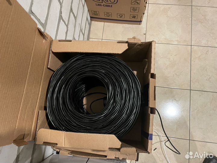 Витая пара уличная UTP,cat 5e, медь,8 жил, 0.52 мм