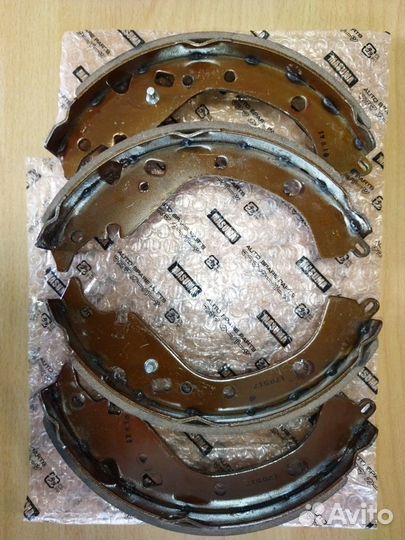 Тормозные колодки toyota