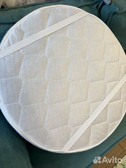 Матрасик на круглую кроватку с наматрасником